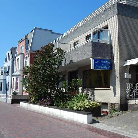 In Mit Grosser Terrasse Borkum